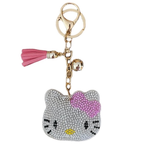 DIVAS LiMiTED Accessories - 🆕🎉6x HP🎊Hello Kitty Puffy Keychain
